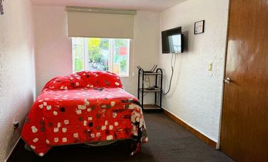 Casa en venta en Viveros del Valle, Tlalnepantla, Edo. de México