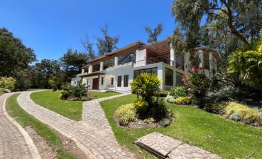 CASA AMOBLADA EN RENTA – PAKAKUNA GARDENS, CHECA