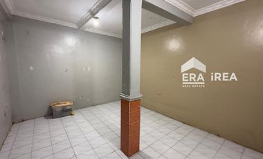 RUMAH HOOK DIJUAL MURAH DI SOLO JEBRES DEKAT TAMAN JAYA WIJAYA, KAMPUS UKHS