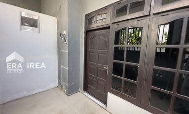 RUMAH HOOK DIJUAL MURAH DI SOLO JEBRES DEKAT TAMAN JAYA WIJAYA, KAMPUS UKHS