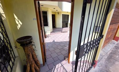 VENTA DE CASA EN SANTA PATRICIA I – LA MOLINA 160 m² Terreno | 257 m² Construídos | 3 Dormitorios | 2 Cocheras