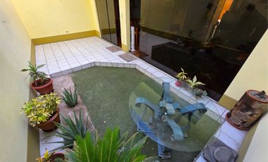 VENTA DE CASA EN SANTA PATRICIA I – LA MOLINA 160 m² Terreno | 257 m² Construídos | 3 Dormitorios | 2 Cocheras