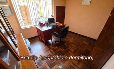 VENTA DE CASA EN SANTA PATRICIA I – LA MOLINA 160 m² Terreno | 257 m² Construídos | 3 Dormitorios | 2 Cocheras