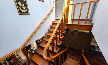 VENTA DE CASA EN SANTA PATRICIA I – LA MOLINA 160 m² Terreno | 257 m² Construídos | 3 Dormitorios | 2 Cocheras