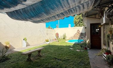 Casa en Vieytes 2030, Santo Tome - Cochera, Living, Cocina Comedor, Patio Verde