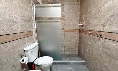 Casa en Vieytes 2030, Santo Tome - Cochera, Living, Cocina Comedor, Patio Verde