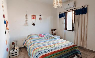 Casa en Vieytes 2030, Santo Tome - Cochera, Living, Cocina Comedor, Patio Verde