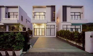 Spacious 4-Bedroom Family Home near Ao Nang Attractions