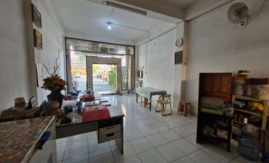 Ruko 3 Lantai Persis depan Gusto Renon