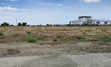 Venta de Terreno en Montecristi Zona Golf Club