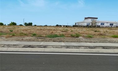 Venta de Terreno en Montecristi Zona Golf Club