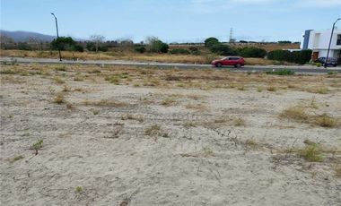 Venta de Terreno en Montecristi Zona Golf Club