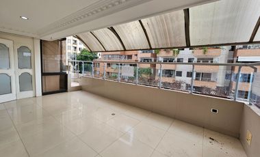 SE ARRIENDA APARTAMENTO CABECERA