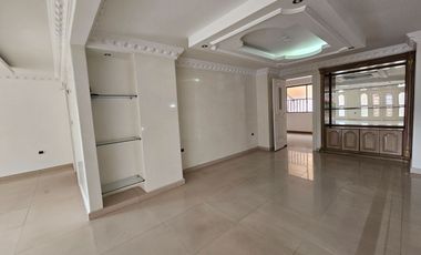 SE ARRIENDA APARTAMENTO CABECERA
