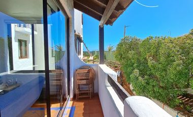 SE VENDE DPTO EN ESPECTACULAR CONDOMINO BAHIA DE ROSAS ALGARROBO