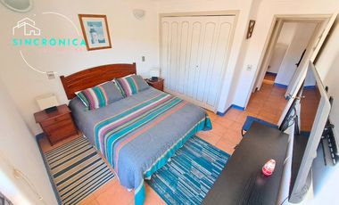 SE VENDE DPTO EN ESPECTACULAR CONDOMINO BAHIA DE ROSAS ALGARROBO