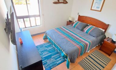 SE VENDE DPTO EN ESPECTACULAR CONDOMINO BAHIA DE ROSAS ALGARROBO
