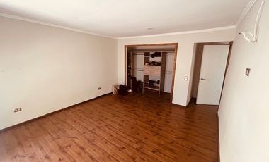 Parcela Casa Nueva Piscina, Condominio Bosques de Miraflores, Curacaví