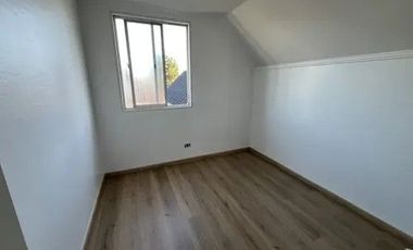 SE ARRIENDA CASA DENTRO DE CONDOMINIO - CURAUMA