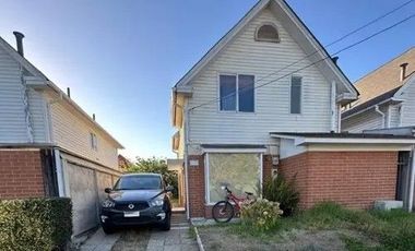 SE ARRIENDA CASA DENTRO DE CONDOMINIO - CURAUMA