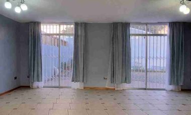 Arriendo amplia casa costanera sector norte