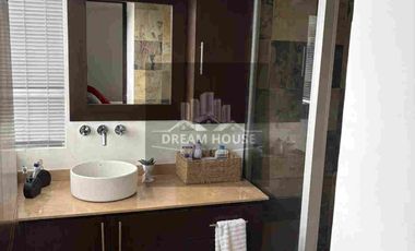 Venta de Suite Dúplex, Sector Cumbayá, Ecuador