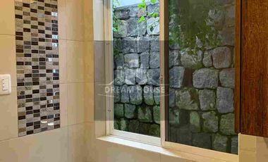 Renta de Suite Amoblada, Sector Cumbayá, Ecuador