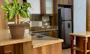 Renta de Suite Amoblada, Sector Cumbayá, Ecuador