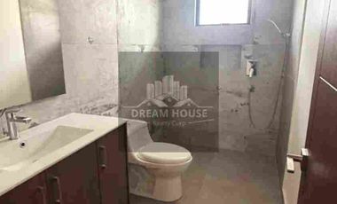 Renta de Casa de 5 dormitorios, Sector Pacho Salas, Cumbayá, Ecuador