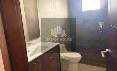 Renta de Casa de 5 dormitorios, Sector Pacho Salas, Cumbayá, Ecuador