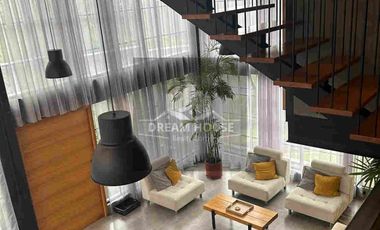 Renta de Casa Amoblada, Sector Lumbisí, Cumbayá, Ecuador