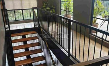 Renta de Casa Amoblada, Sector Lumbisí, Cumbayá, Ecuador