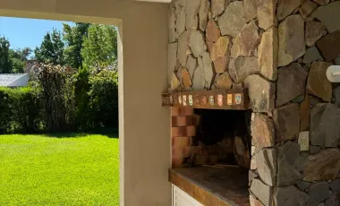 Casa en Country El Paso en venta - 3 dormitorios, pileta y seguridad en Santo Tomé, Santa Fe