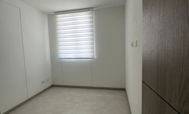 SE ALQUILA APTO EN BOCHALEMA