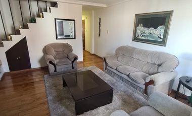 Duplex en Venta sobre C. Urquiza 1400 - 3 Dorm, Cocina Comedor, Living, Doble balcon