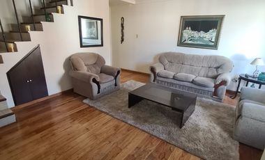 Duplex en Venta sobre C. Urquiza 1400 - 3 Dorm, Cocina Comedor, Living, Doble balcon