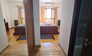 Duplex en Venta sobre C. Urquiza 1400 - 3 Dorm, Cocina Comedor, Living, Doble balcon