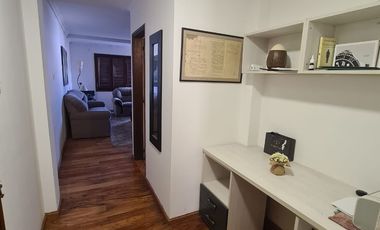 Duplex en Venta sobre C. Urquiza 1400 - 3 Dorm, Cocina Comedor, Living, Doble balcon