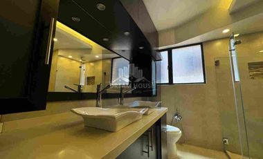 Venta o Renta de Departamento Amoblado, Sector República del Salvador, Quito, Ecuador