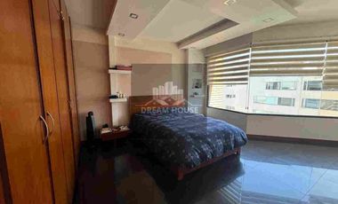 Venta o Renta de Departamento Amoblado, Sector República del Salvador, Quito, Ecuador