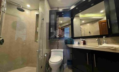 Venta o Renta de Departamento Amoblado, Sector República del Salvador, Quito, Ecuador