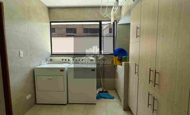 Venta o Renta de Departamento Amoblado, Sector República del Salvador, Quito, Ecuador