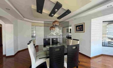 Venta o Renta de Departamento Amoblado, Sector República del Salvador, Quito, Ecuador