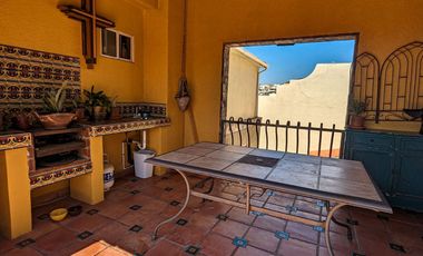 CASA EN VENTA EN ENSENADA