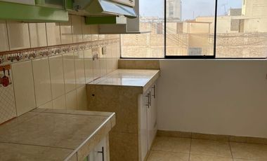 ALQUILER DE DEPARTAMENTO EN QUINTO PISO CON ASCENSOR EN URB. SANTA VICTORIA DE CHICLAYO