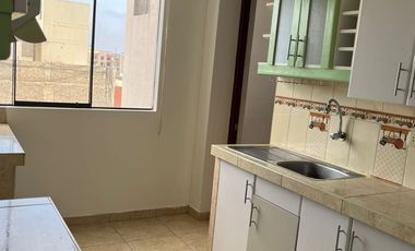 ALQUILER DE DEPARTAMENTO EN QUINTO PISO CON ASCENSOR EN URB. SANTA VICTORIA DE CHICLAYO