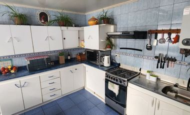 Se vende amplia casa en Villa Talinay. La Cantera. Coquimbo-Chile 4D+1B+Bodega+Entrada vehículo