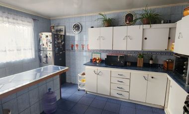 Se vende amplia casa en Villa Talinay. La Cantera. Coquimbo-Chile 4D+1B+Bodega+Entrada vehículo