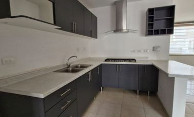 Cómoda casa en renta para vivir con armonía, en paz y feliz / Privada en Prado Hermoso, León, Gto.