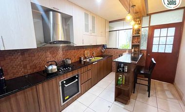 ALQUILO CASA PARA EMPRESAS/INSTITUCIONES en excelente ubicación